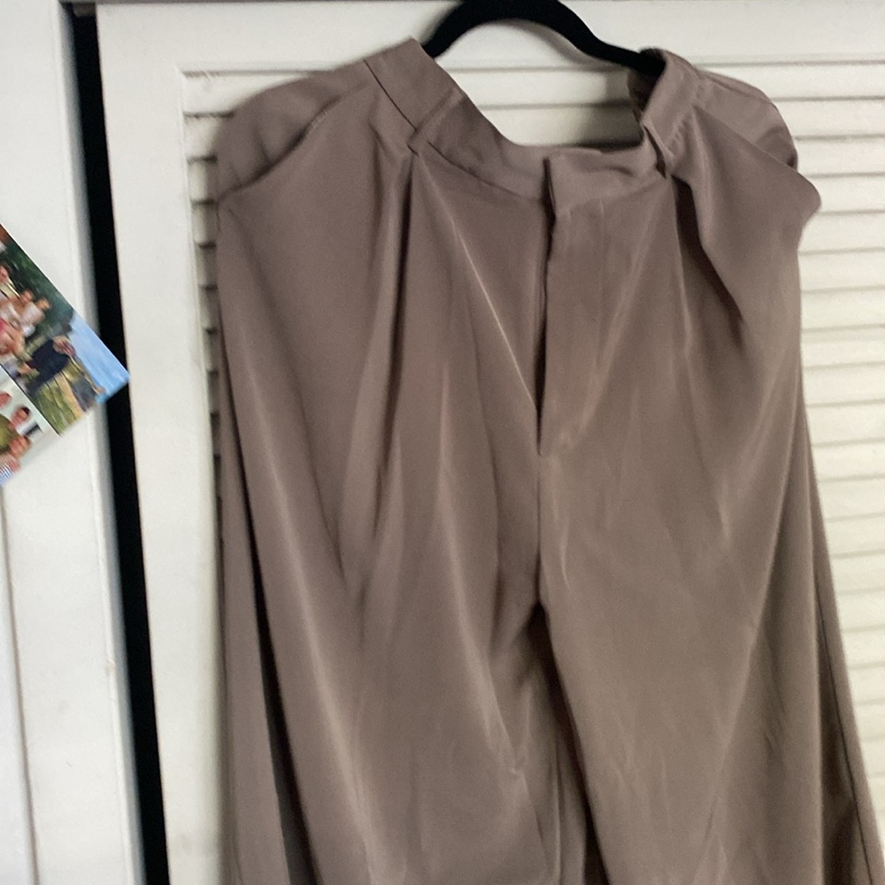 Women's Tan Trousers